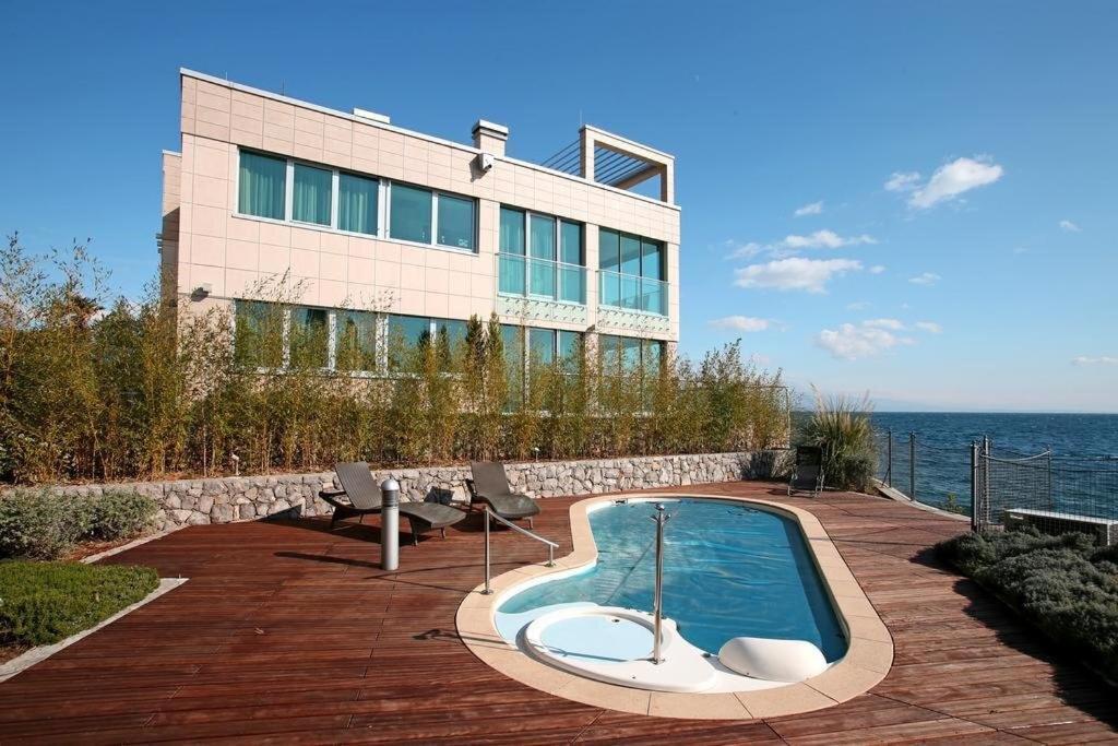 Villa Arentz Residence - Front Sea Apartments Opatija Luaran gambar