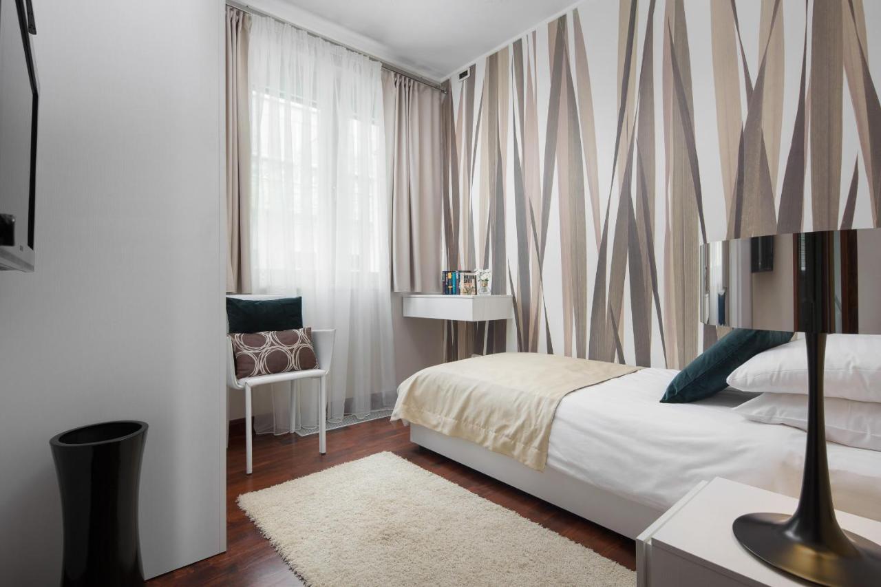 Villa Arentz Residence - Front Sea Apartments Opatija Luaran gambar